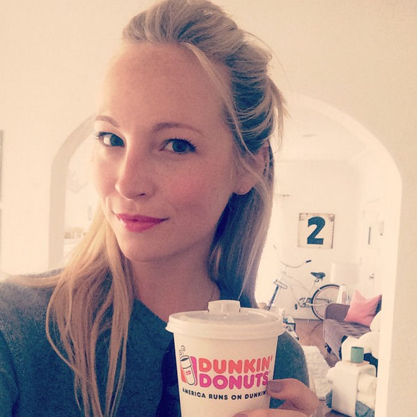 February 22: Caffeine in the bloodstream thanks to @dunkindonuts ! Running to the airport to run lines so I can run home and watch the Oscars!!! #awardseason #dressesandtuxs #ad #nphgonnaslay
