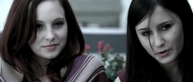 VampireDiariesWorld-dot-org_OnTheDoll0025.jpg