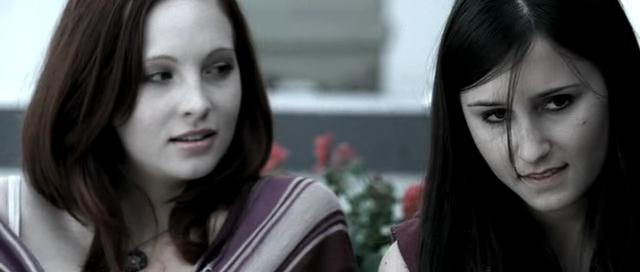 VampireDiariesWorld-dot-org_OnTheDoll0031.jpg