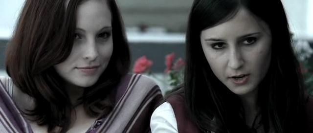 VampireDiariesWorld-dot-org_OnTheDoll0795.jpg
