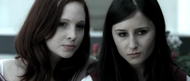 VampireDiariesWorld-dot-org_OnTheDoll0824.jpg
