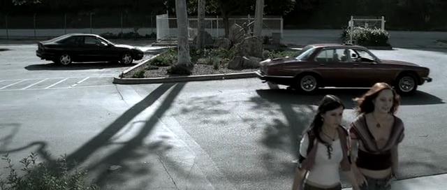 VampireDiariesWorld-dot-org_OnTheDoll0909.jpg