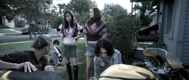VampireDiariesWorld-dot-org_OnTheDoll1436.jpg