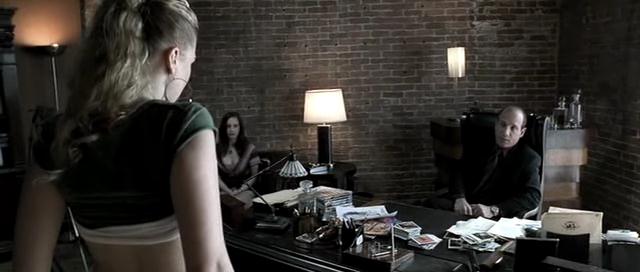 VampireDiariesWorld-dot-org_OnTheDoll2166.jpg