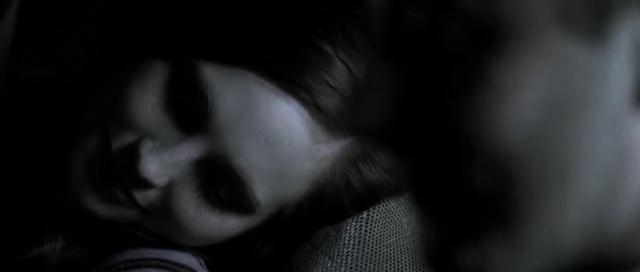 VampireDiariesWorld-dot-org_OnTheDoll3857.jpg