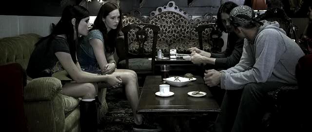 VampireDiariesWorld-dot-org_OnTheDoll4513.jpg