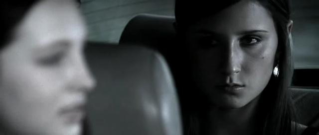 VampireDiariesWorld-dot-org_OnTheDoll4756.jpg