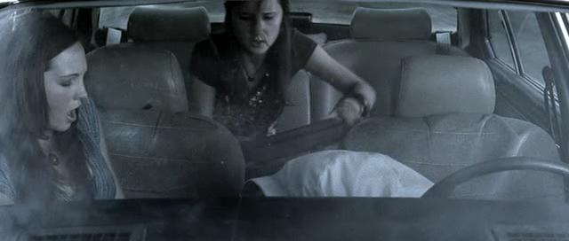 VampireDiariesWorld-dot-org_OnTheDoll4875.jpg