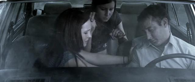VampireDiariesWorld-dot-org_OnTheDoll4886.jpg