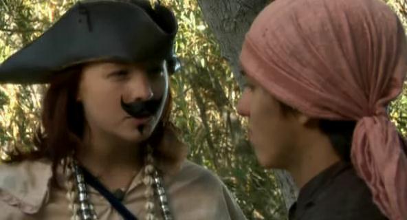 VampireDiariesWorld-dot-org_PirateCamp1564.jpg