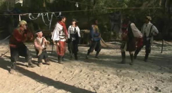 VampireDiariesWorld-dot-org_PirateCamp3601.jpg