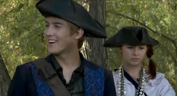 VampireDiariesWorld-dot-org_PirateCamp4739.jpg