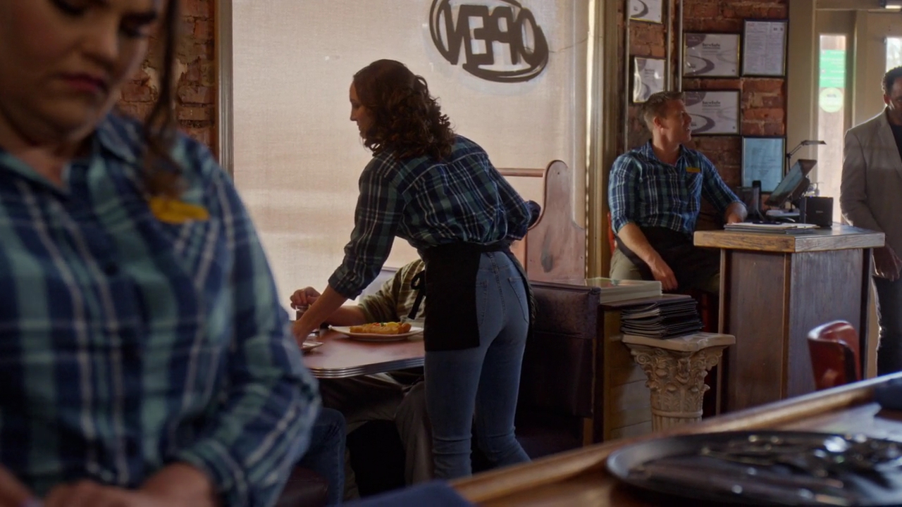 VampireDiariesWorld-dot-nl_SuitcaseKillerTheMelanieMcGuireStory0260.jpg