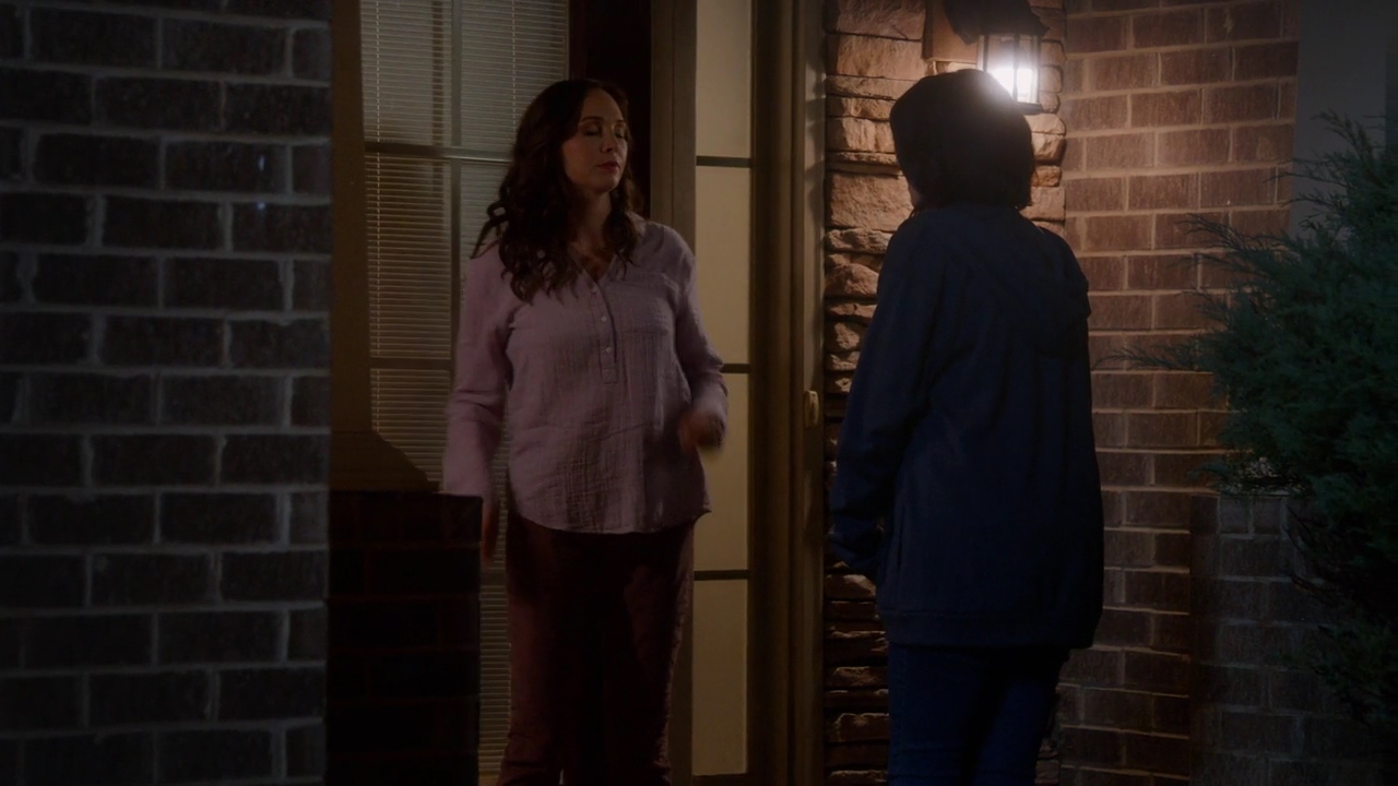 VampireDiariesWorld-dot-nl_SuitcaseKillerTheMelanieMcGuireStory0881.jpg