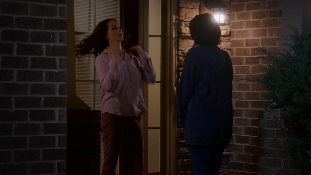 VampireDiariesWorld-dot-nl_SuitcaseKillerTheMelanieMcGuireStory0882.jpg