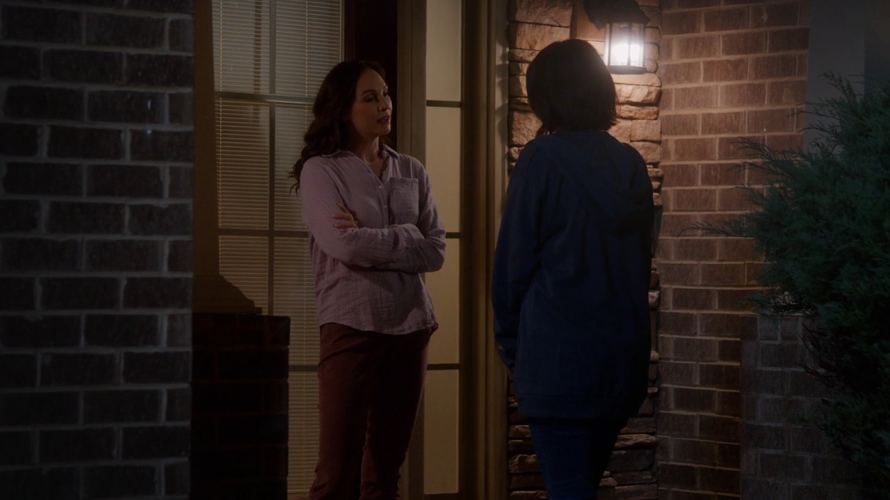 VampireDiariesWorld-dot-nl_SuitcaseKillerTheMelanieMcGuireStory0884.jpg