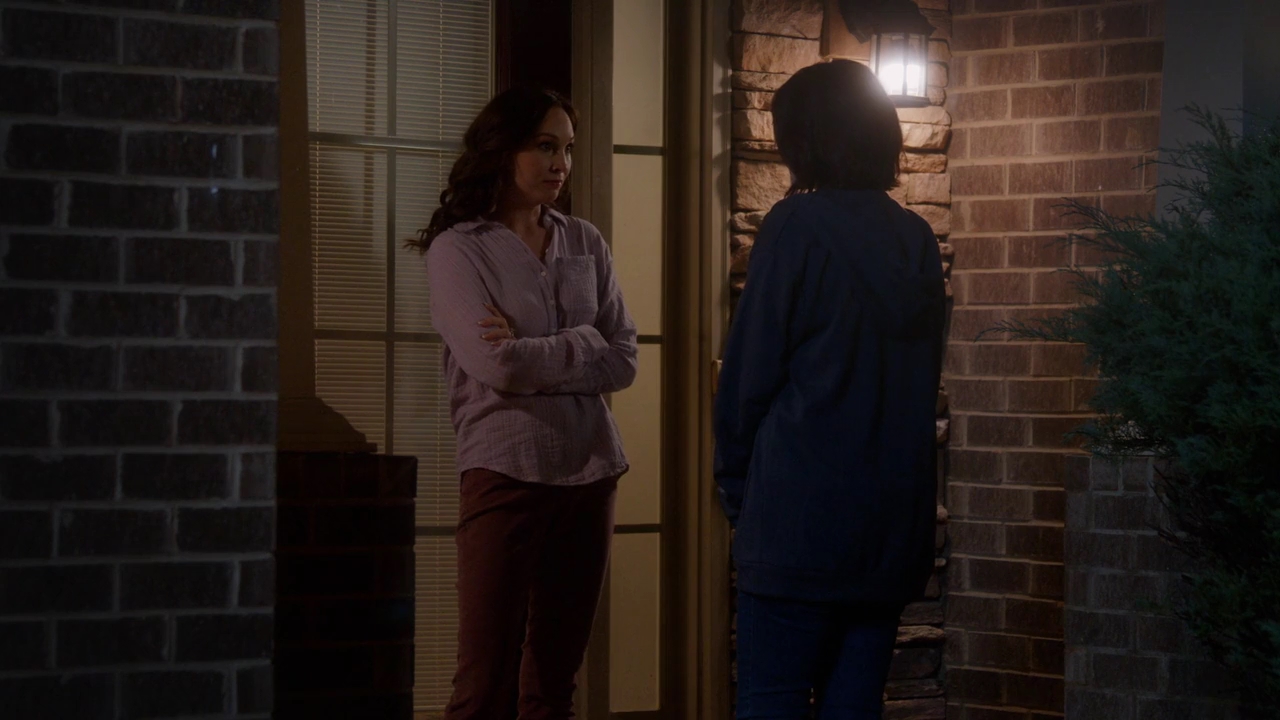 VampireDiariesWorld-dot-nl_SuitcaseKillerTheMelanieMcGuireStory0886.jpg