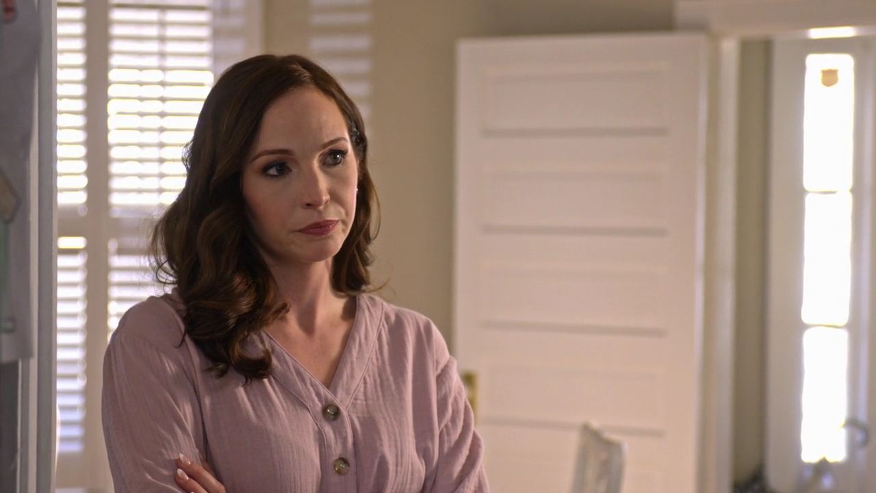 VampireDiariesWorld-dot-nl_SuitcaseKillerTheMelanieMcGuireStory1335.jpg