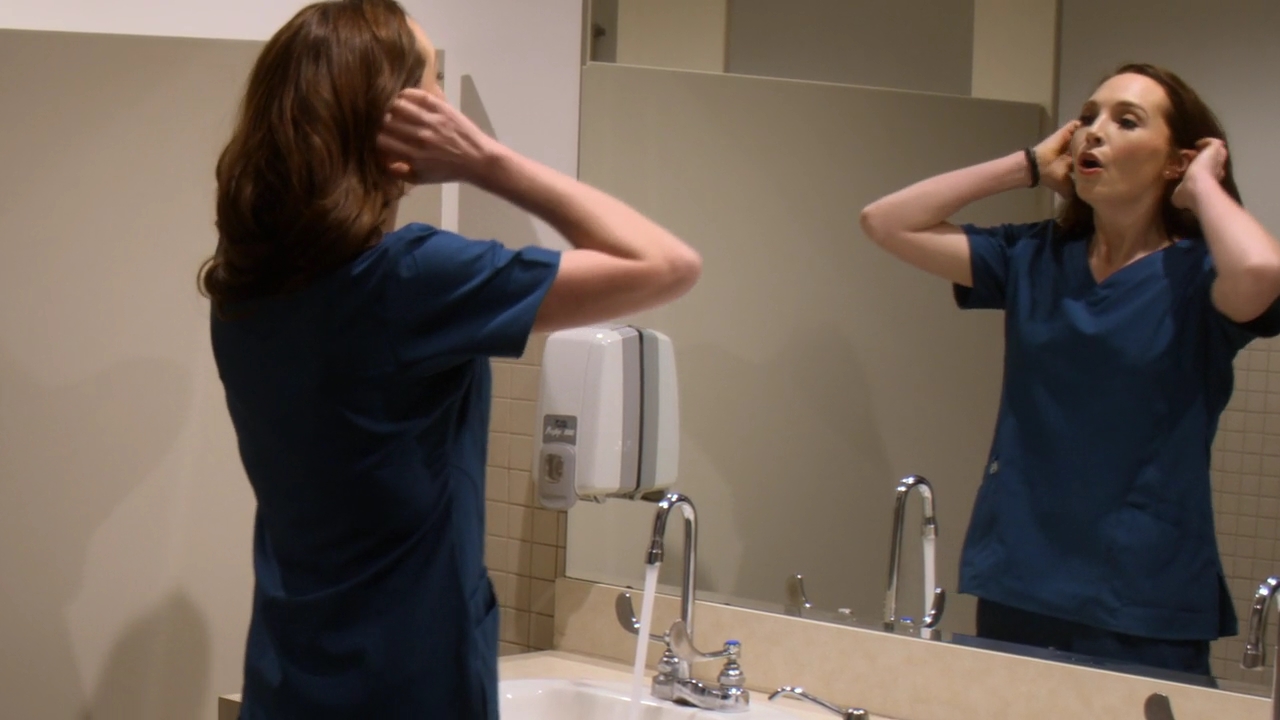 VampireDiariesWorld-dot-nl_SuitcaseKillerTheMelanieMcGuireStory1462.jpg VampireDiariesWorld-dot-nl_SuitcaseKillerTheMelanieMcGuireStory1462.jpg