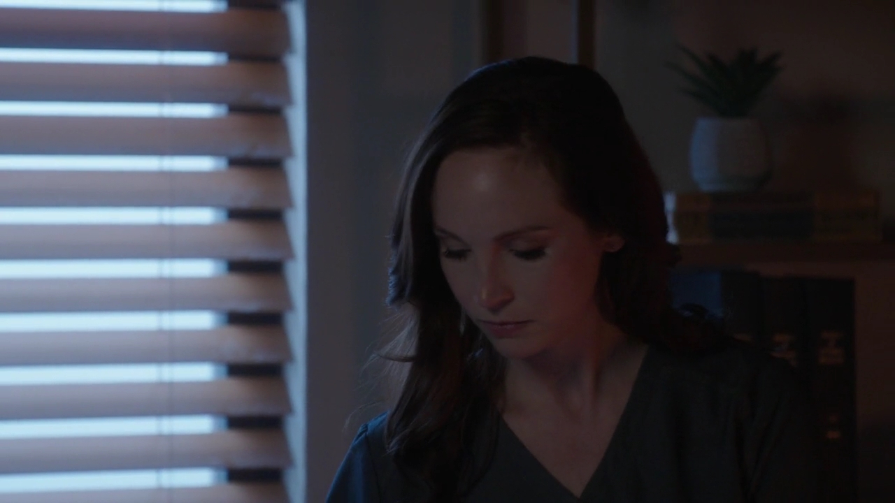 VampireDiariesWorld-dot-nl_SuitcaseKillerTheMelanieMcGuireStory2280.jpg