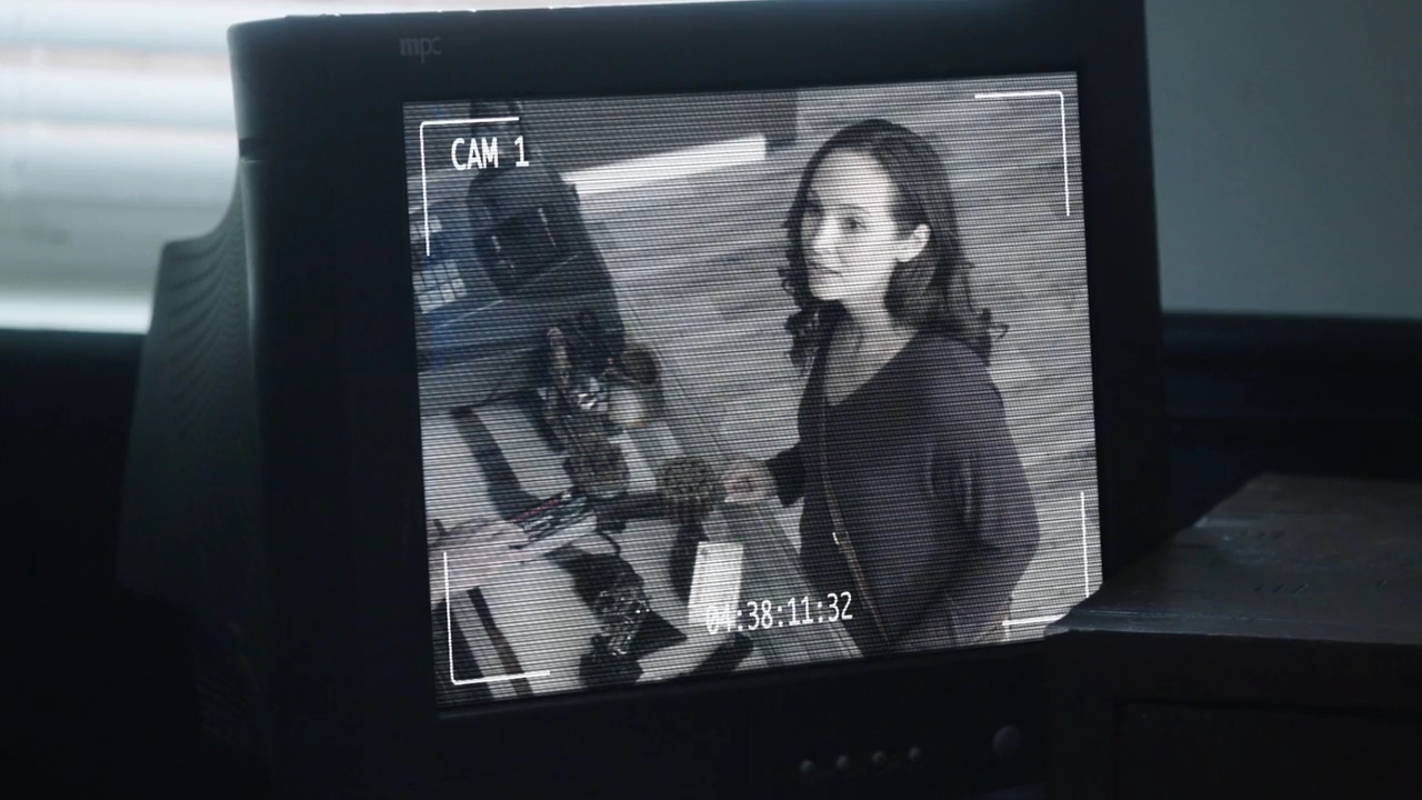VampireDiariesWorld-dot-nl_SuitcaseKillerTheMelanieMcGuireStory3011.jpg
