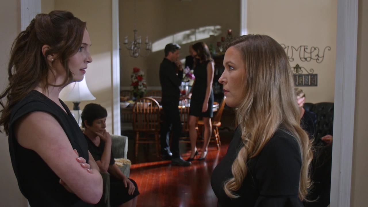 VampireDiariesWorld-dot-nl_SuitcaseKillerTheMelanieMcGuireStory3076.jpg