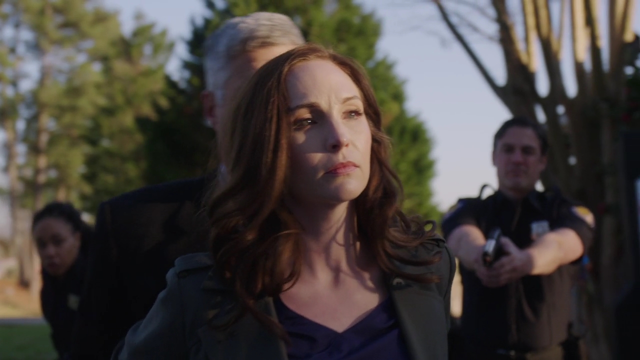 VampireDiariesWorld-dot-nl_SuitcaseKillerTheMelanieMcGuireStory3607.jpg VampireDiariesWorld-dot-nl_SuitcaseKillerTheMelanieMcGuireStory3607.jpg