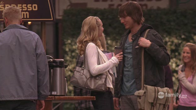 VampireDiariesWorld-dot-org-Greek-2x20IsntItBro-mantic1063.jpg