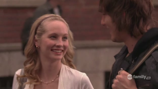 VampireDiariesWorld-dot-org-Greek-2x20IsntItBro-mantic1076.jpg