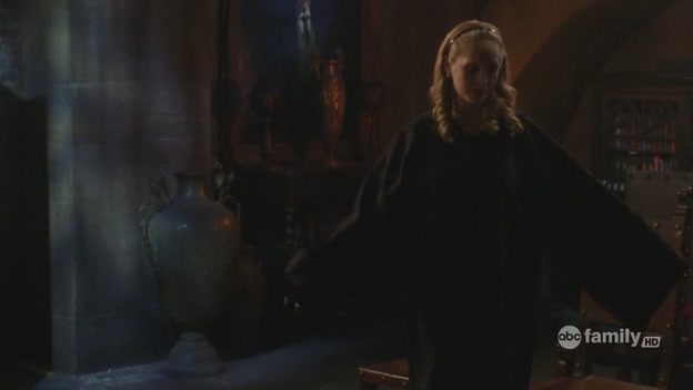 VampireDiariesWorld-dot-org-Greek-2x20IsntItBro-mantic2062.jpg