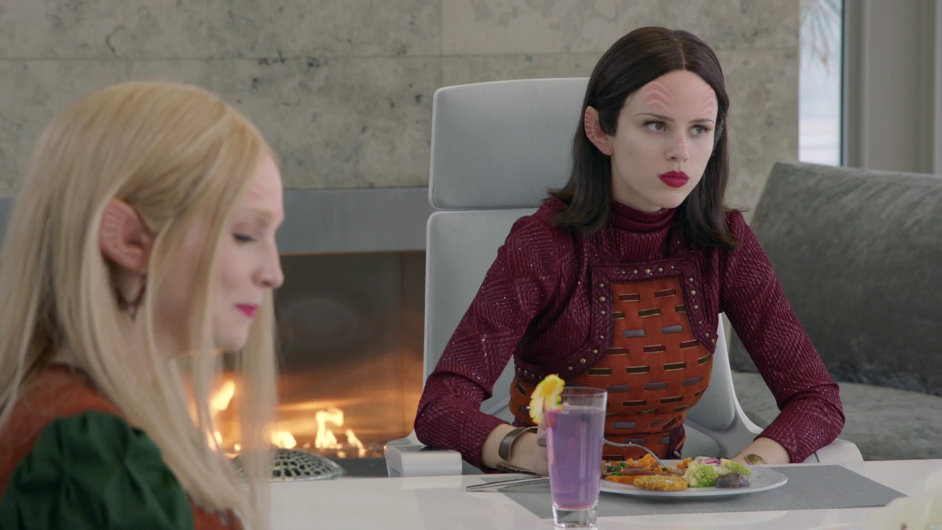 VampireDiariesWorld-dot-nl_TheOrville2x03-0592.jpg