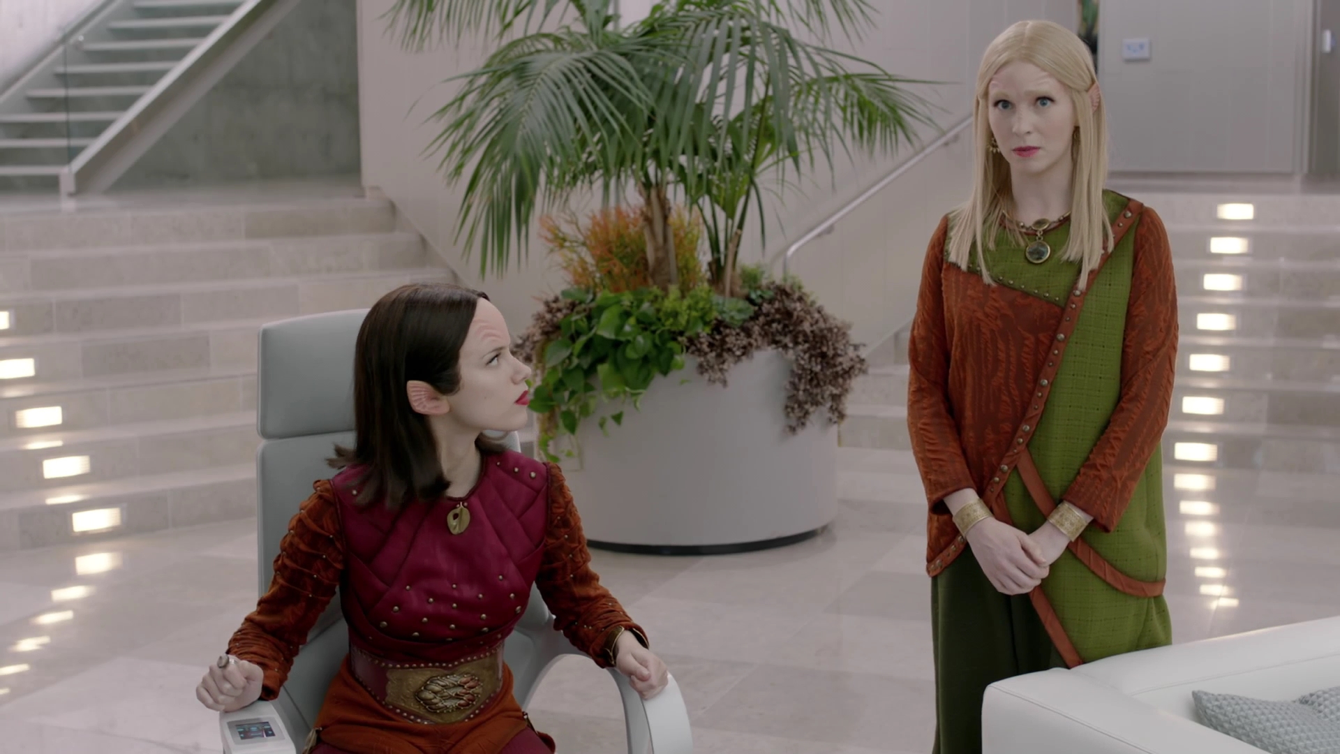 VampireDiariesWorld-dot-nl_TheOrville2x03-1165.jpg