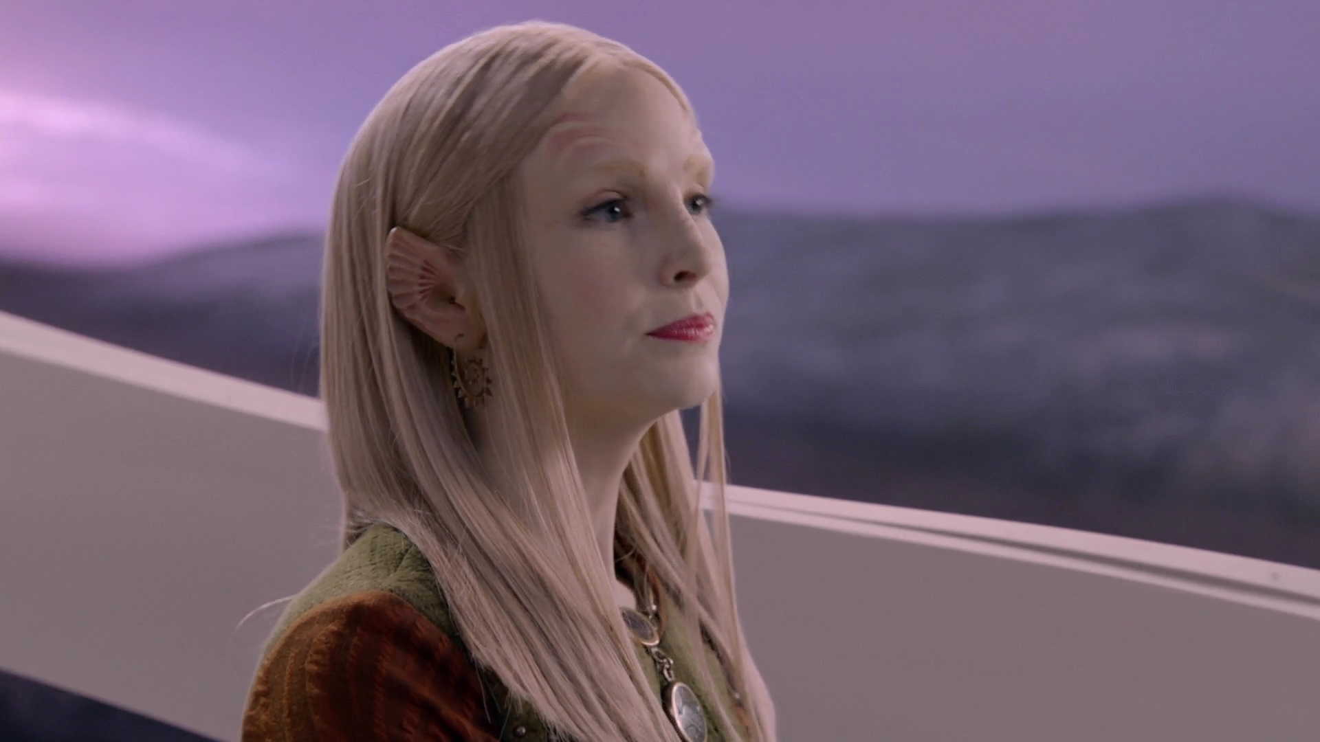 VampireDiariesWorld-dot-nl_TheOrville2x03-1312.jpg