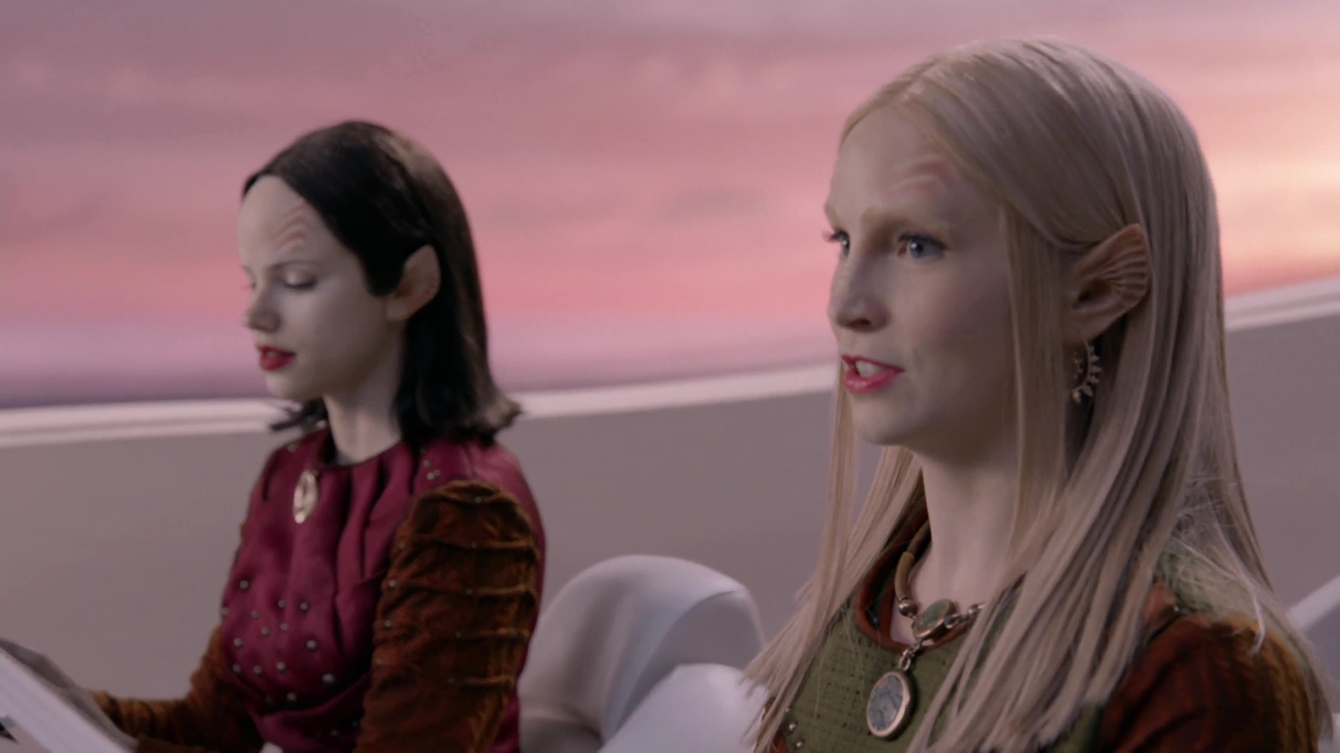 VampireDiariesWorld-dot-nl_TheOrville2x03-1322.jpg