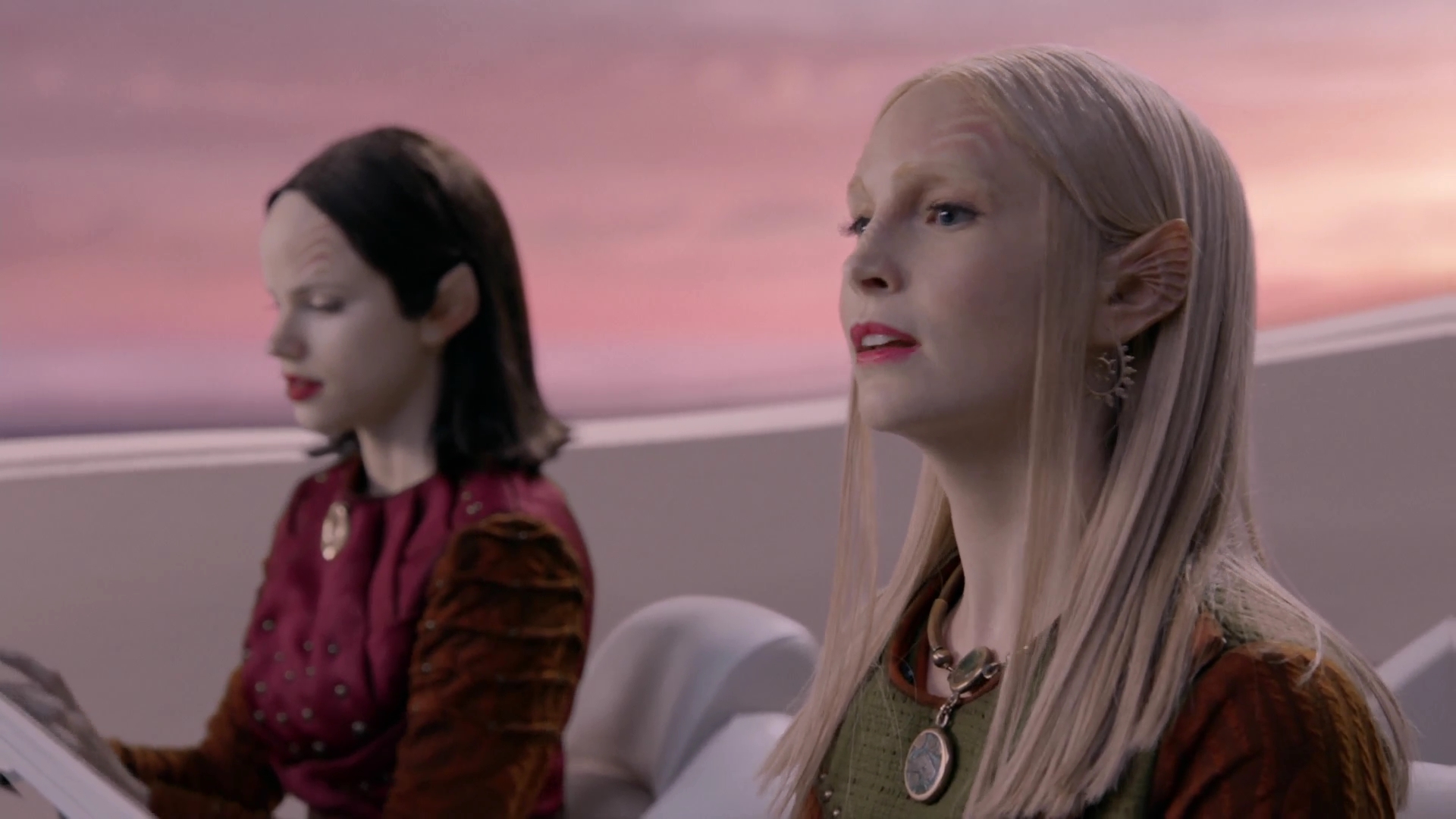 VampireDiariesWorld-dot-nl_TheOrville2x03-1323.jpg