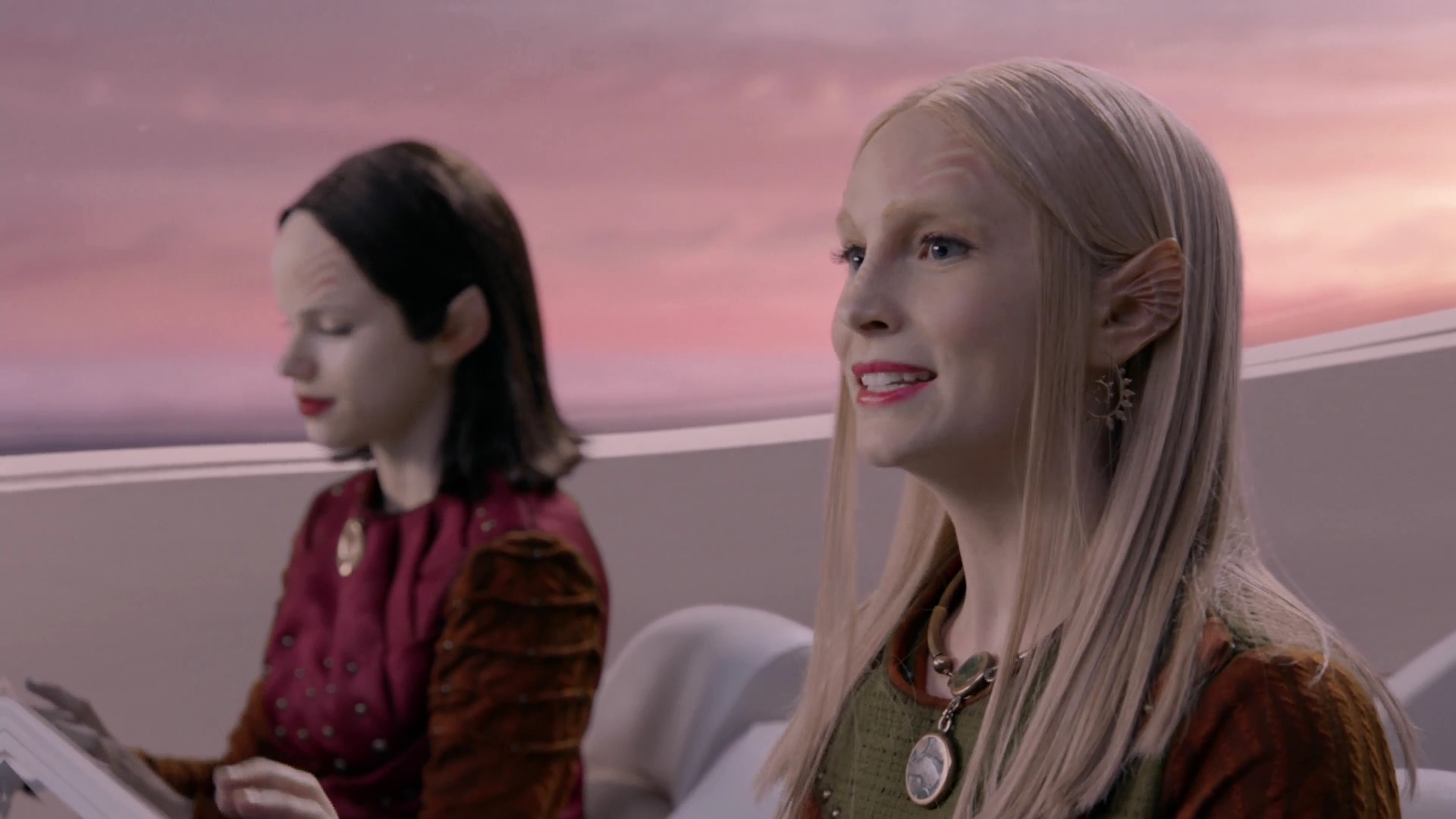 VampireDiariesWorld-dot-nl_TheOrville2x03-1326.jpg