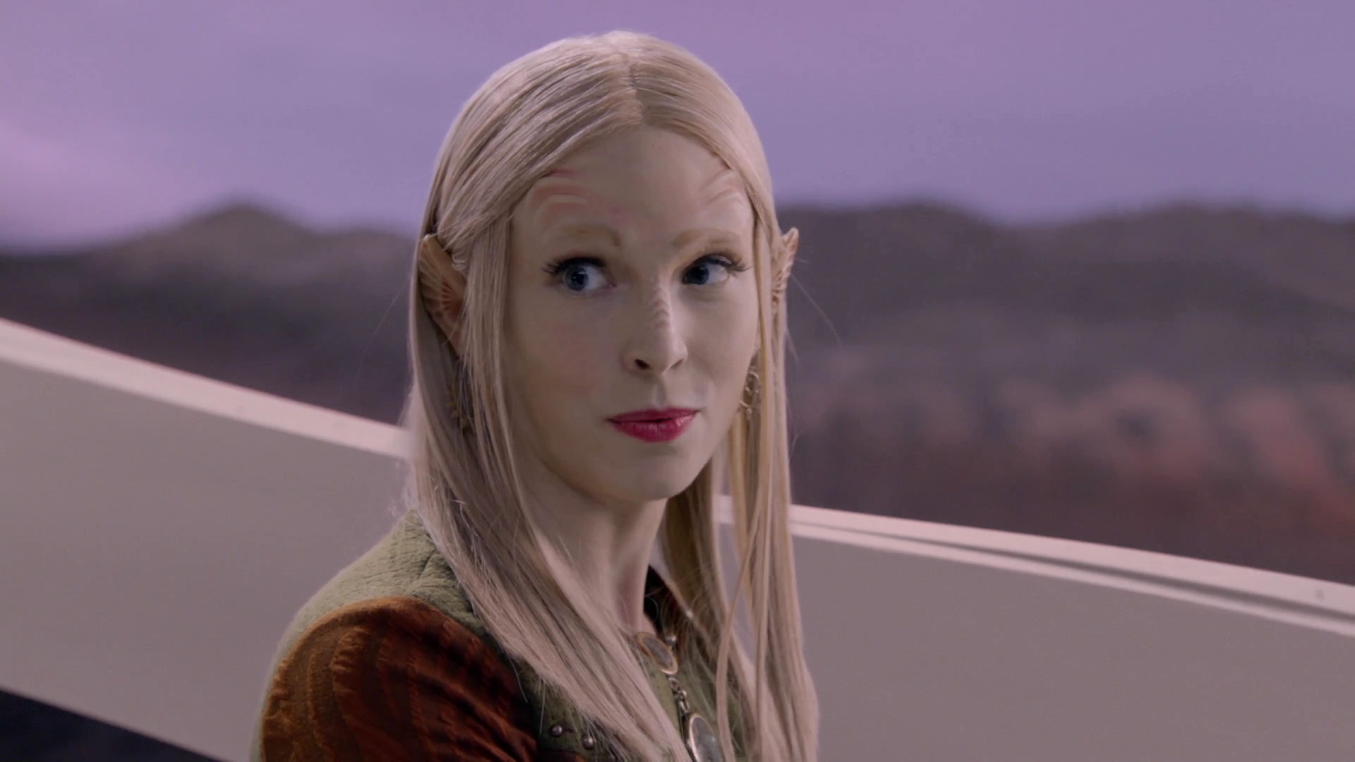 VampireDiariesWorld-dot-nl_TheOrville2x03-1351.jpg