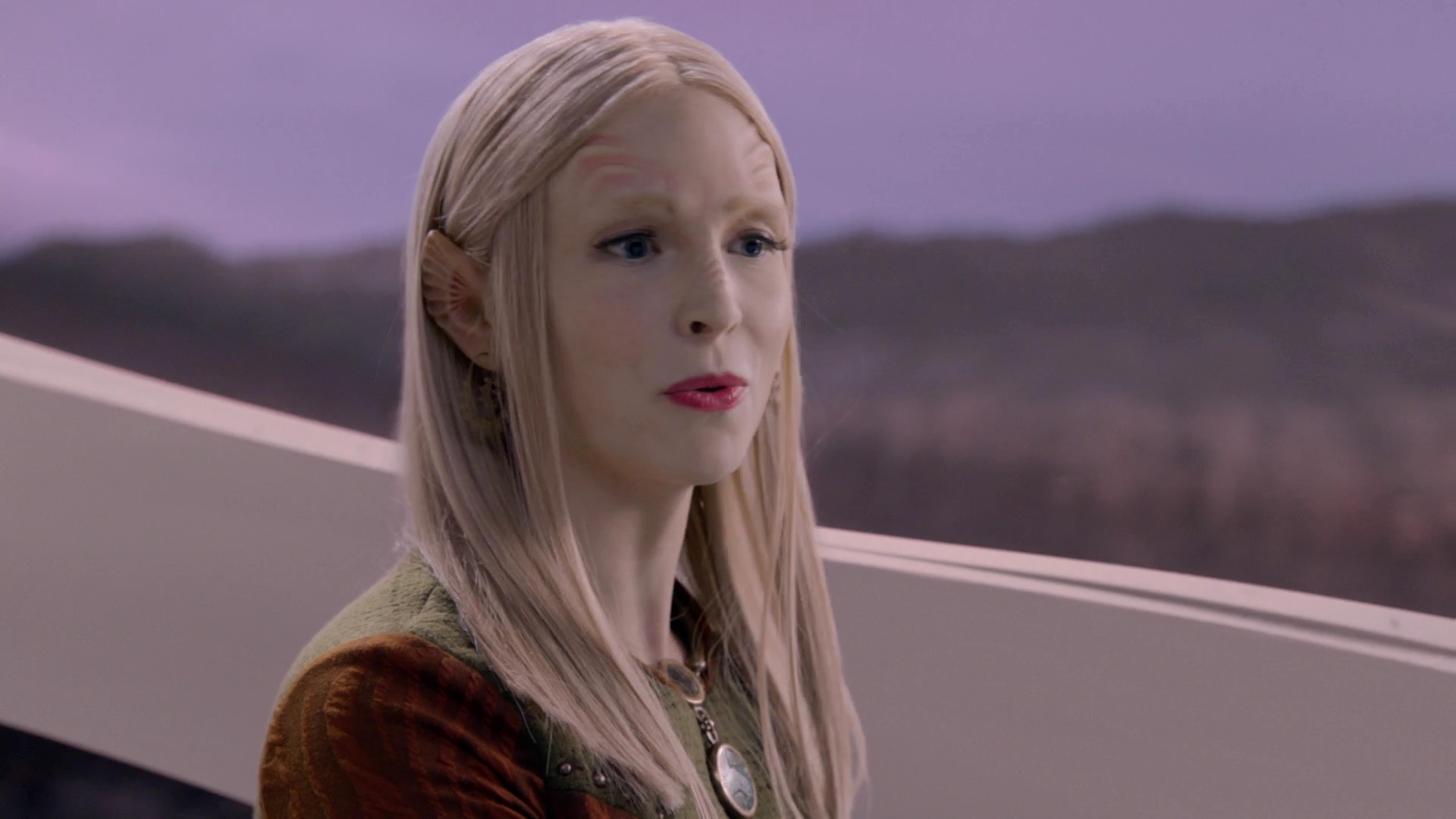 VampireDiariesWorld-dot-nl_TheOrville2x03-1353.jpg
