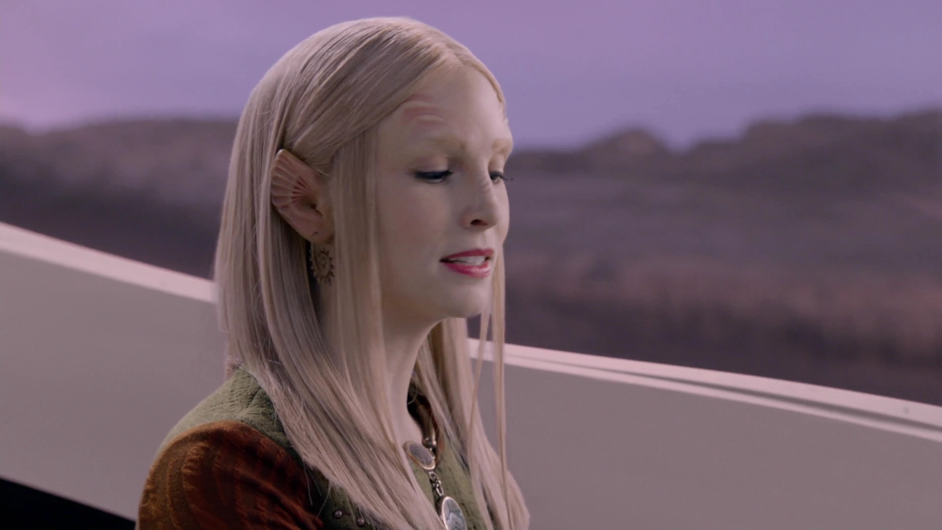 VampireDiariesWorld-dot-nl_TheOrville2x03-1359.jpg