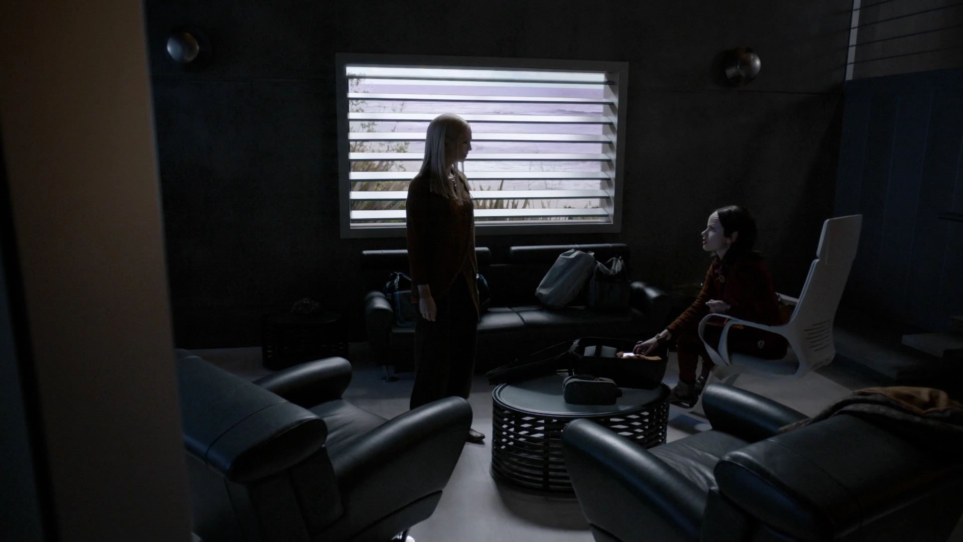 VampireDiariesWorld-dot-nl_TheOrville2x03-1414.jpg