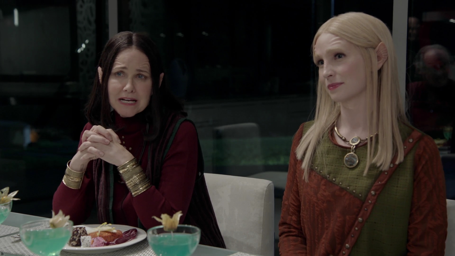 VampireDiariesWorld-dot-nl_TheOrville2x03-1440.jpg