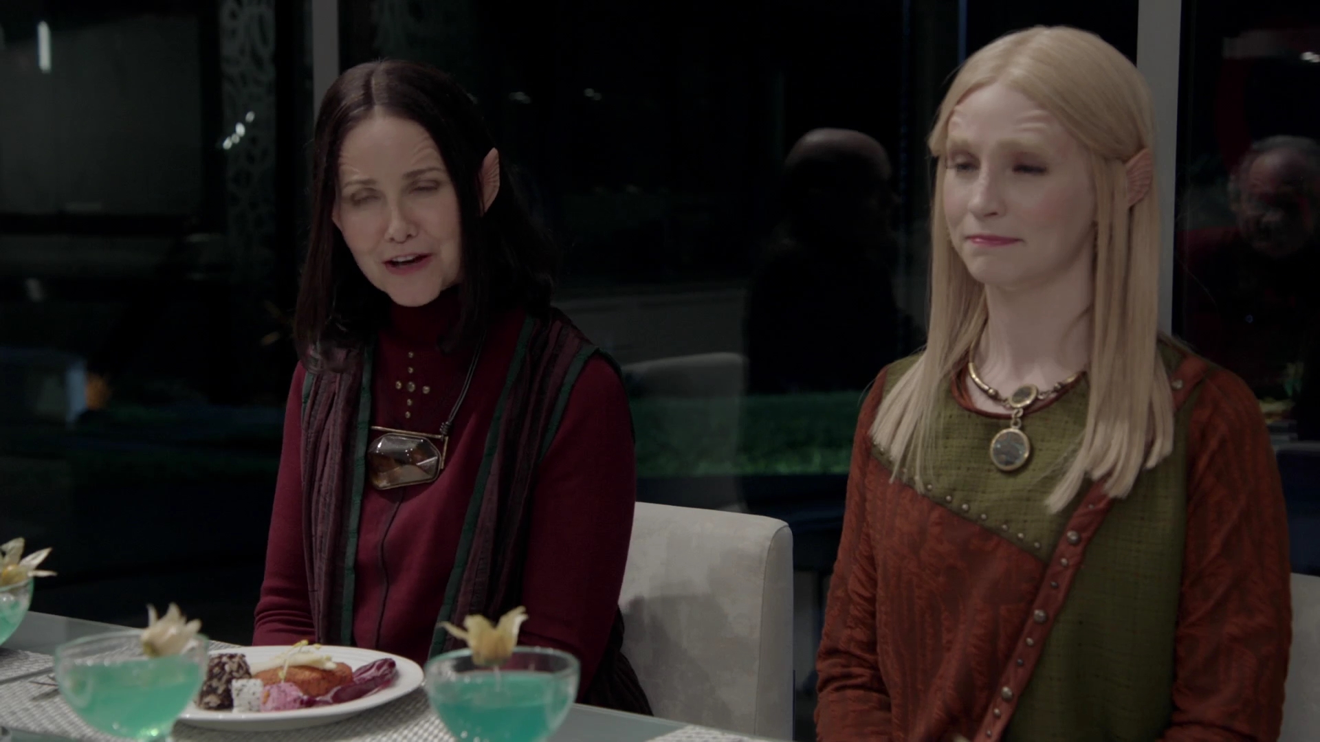 VampireDiariesWorld-dot-nl_TheOrville2x03-1467.jpg