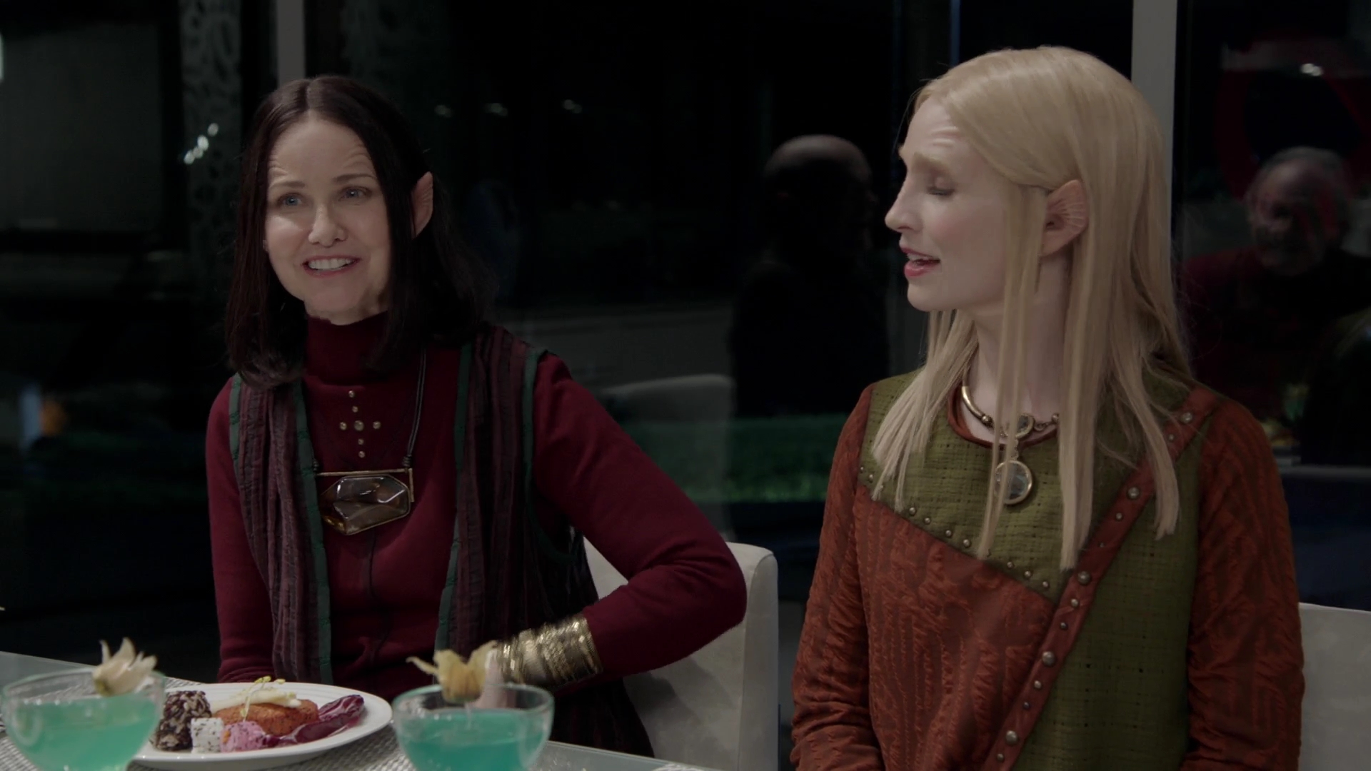 VampireDiariesWorld-dot-nl_TheOrville2x03-1509.jpg