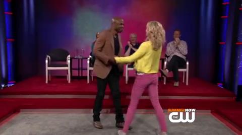 VampireDiariesWorld-dot-org_WhoseLineIsItAnyway1x03-0469.jpg