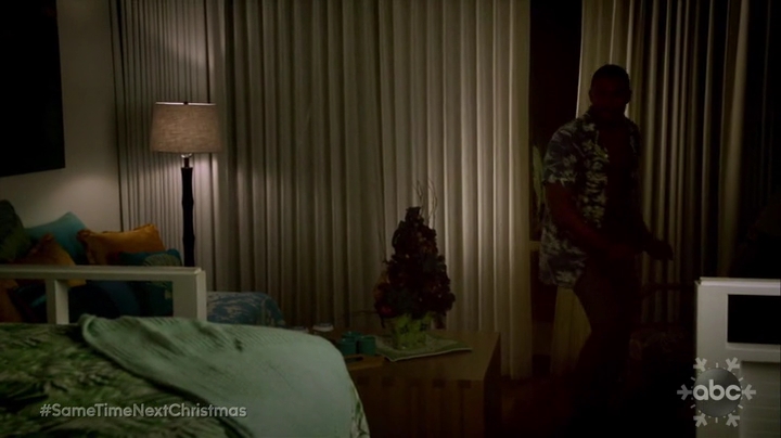 VampireDiariesWorld-dot-nl_SameTimeNextChristmas1492.jpg