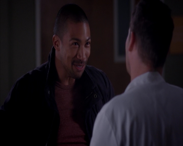 VampireDiariesWorld-dot-NL_GreysAnatomy9x18-2262.jpg