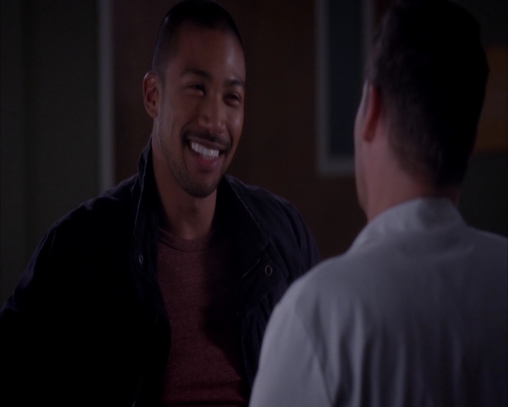 VampireDiariesWorld-dot-NL_GreysAnatomy9x18-2263.jpg