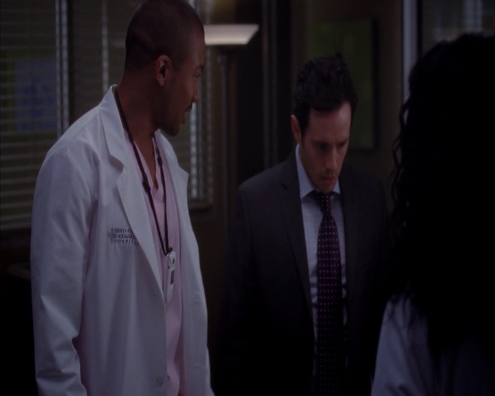 vampirediariesworld-dot-nl_GreysAnatomy9x1900712.jpg