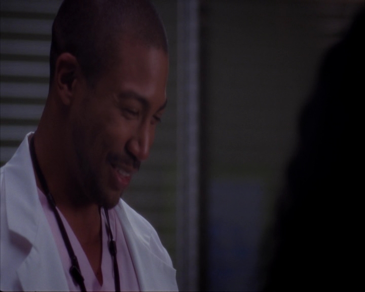 vampirediariesworld-dot-nl_GreysAnatomy9x1900723.jpg