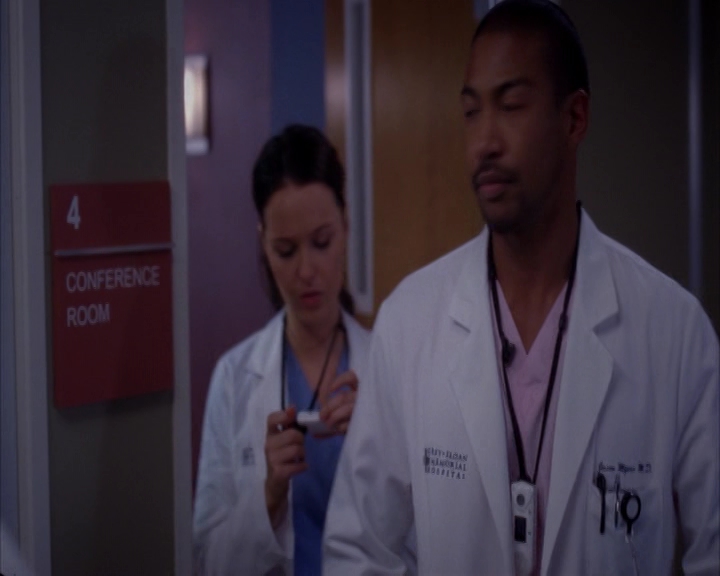 vampirediariesworld-dot-nl_GreysAnatomy9x1901744.jpg